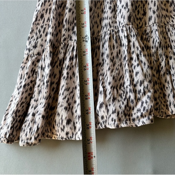 🎉5 for $45🎉 Dress Forum dress size S - Picture 6 of 8